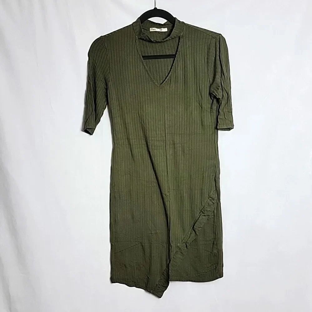🖤5/$20🖤 HEART HIPS.. olive green.. mini dress..